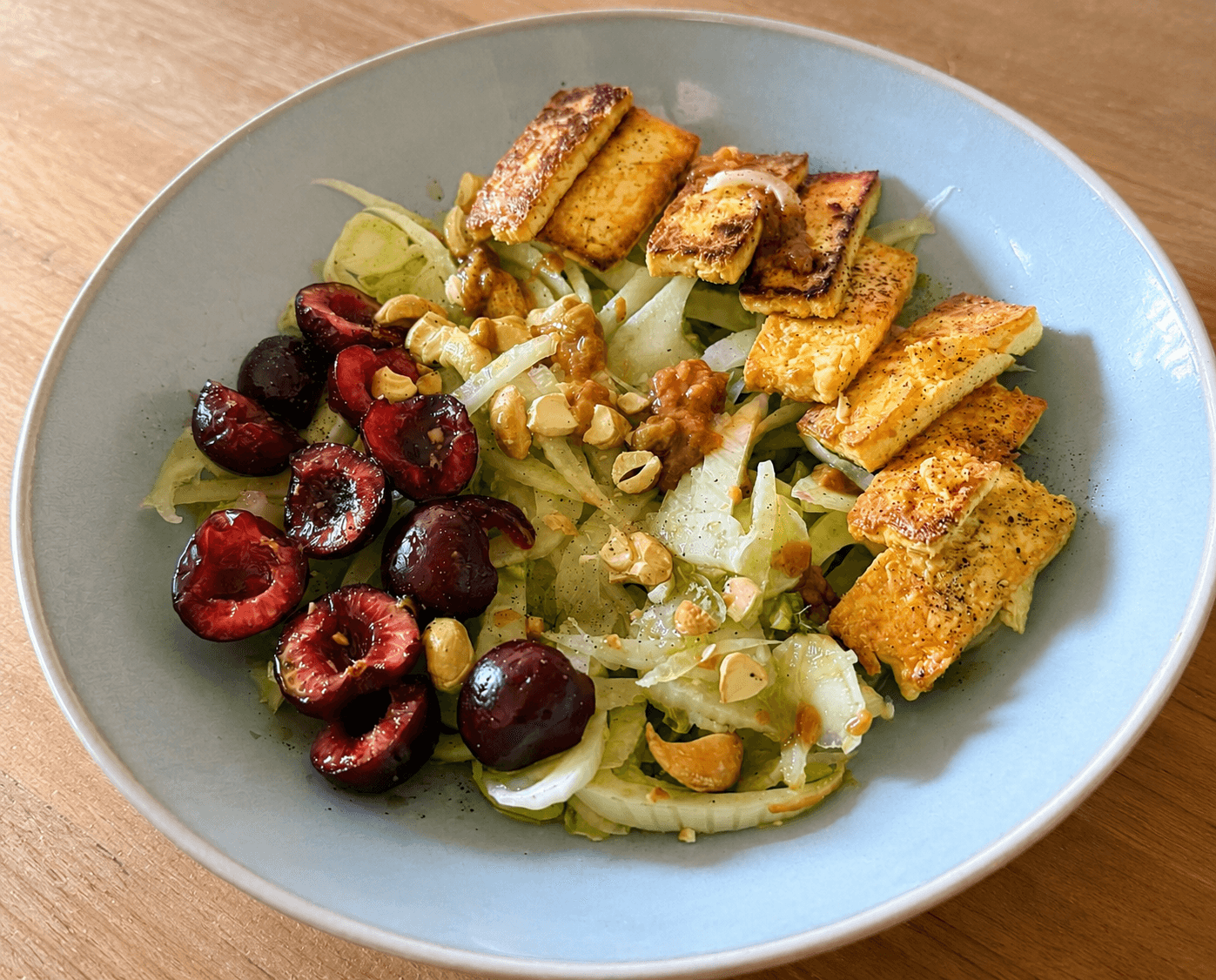 Salade fenouil, cerises et lupin